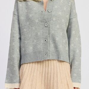 Jacquie The Label Women's Georgia Contrast Collar Cardigan in gray